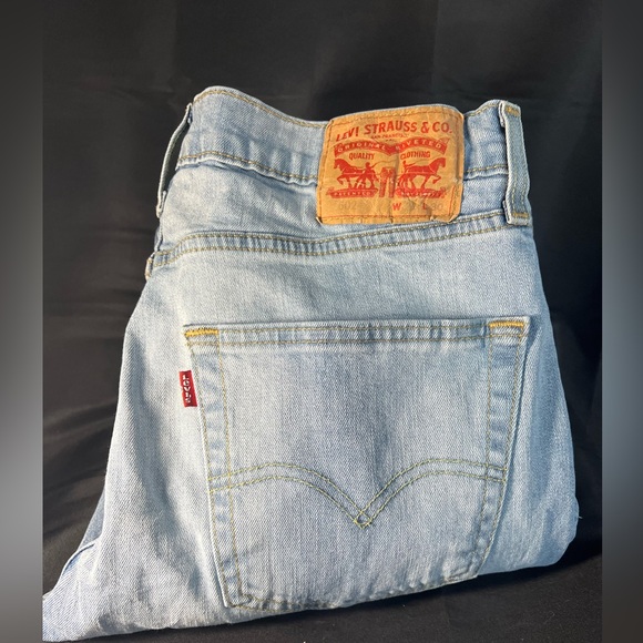 Levi's Other - Levi’s 502 Men’s Tapered Denim Jeans. EUC